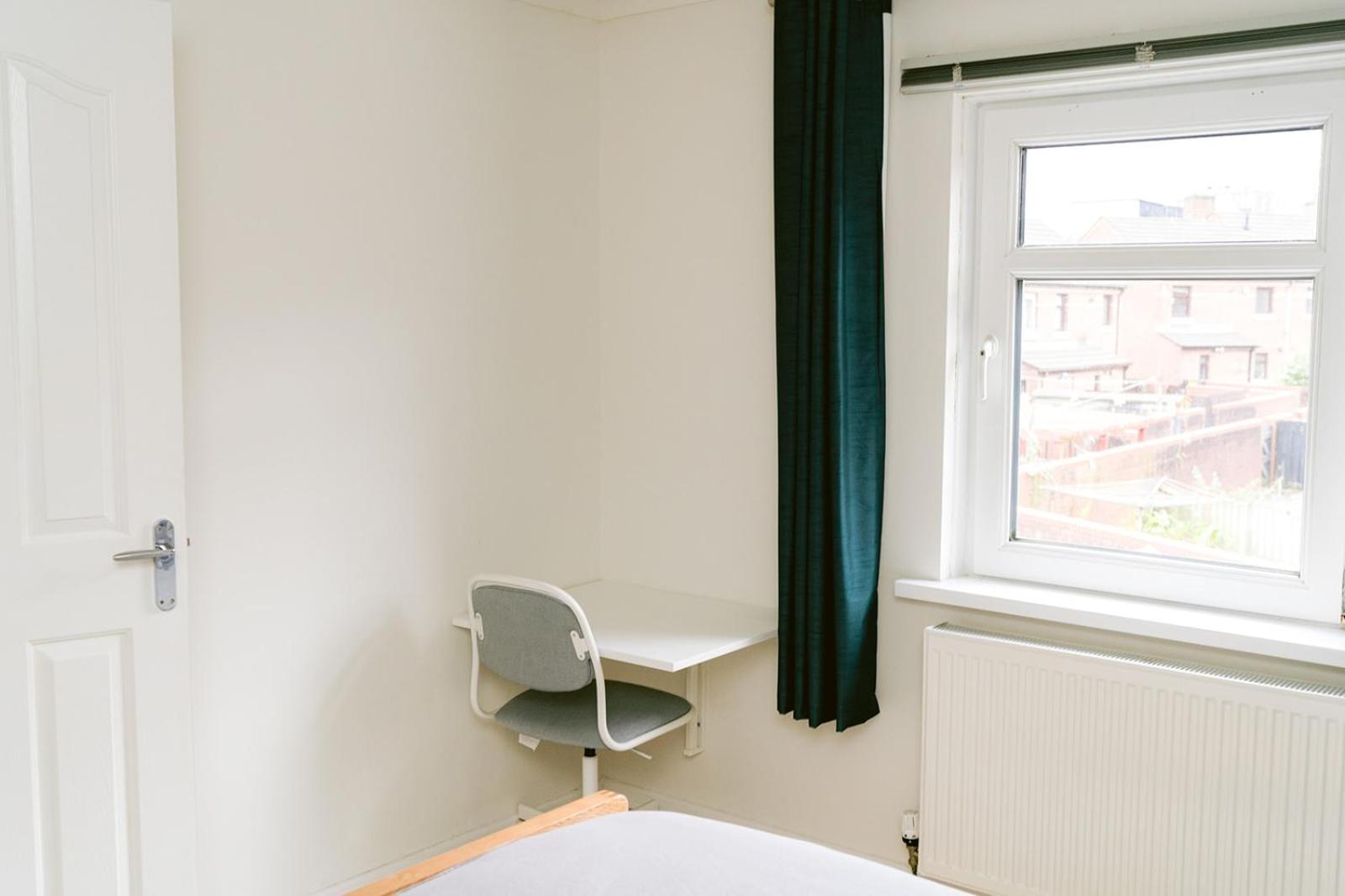 Centre - Free Parking - 3 Bedroom