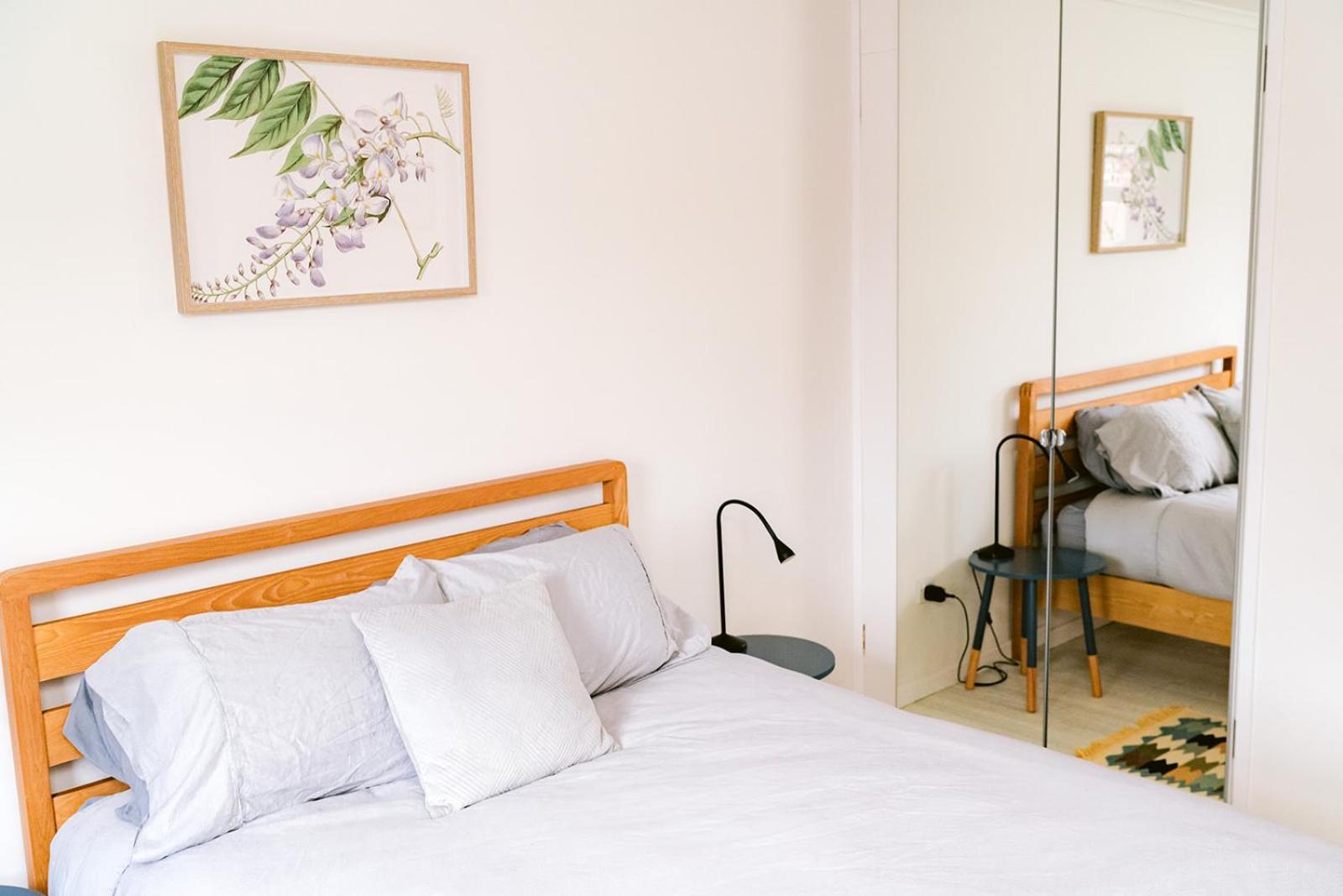 Apartment Centre - Free Parking - 3 Bedroom Belfast